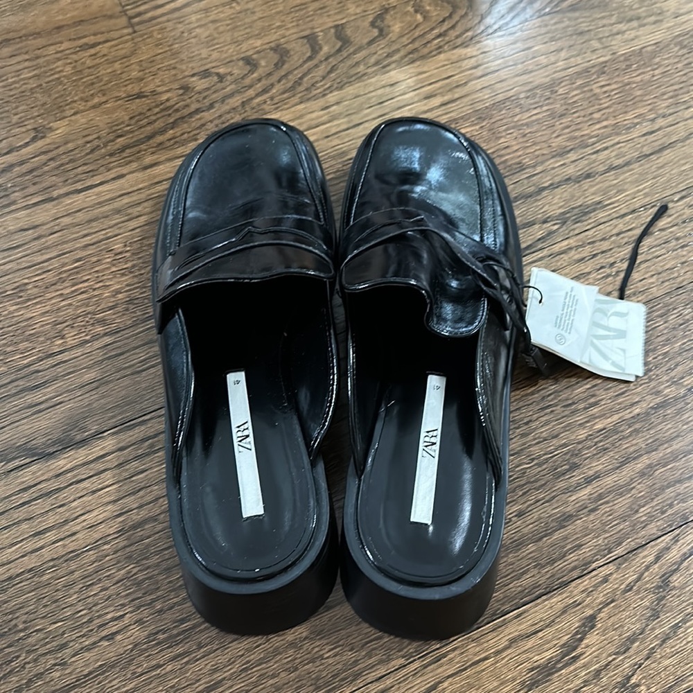 NWT Zara Women’s Loafer Slide On Shiny Black Mules Size 10/41 - Picture 4 of 11